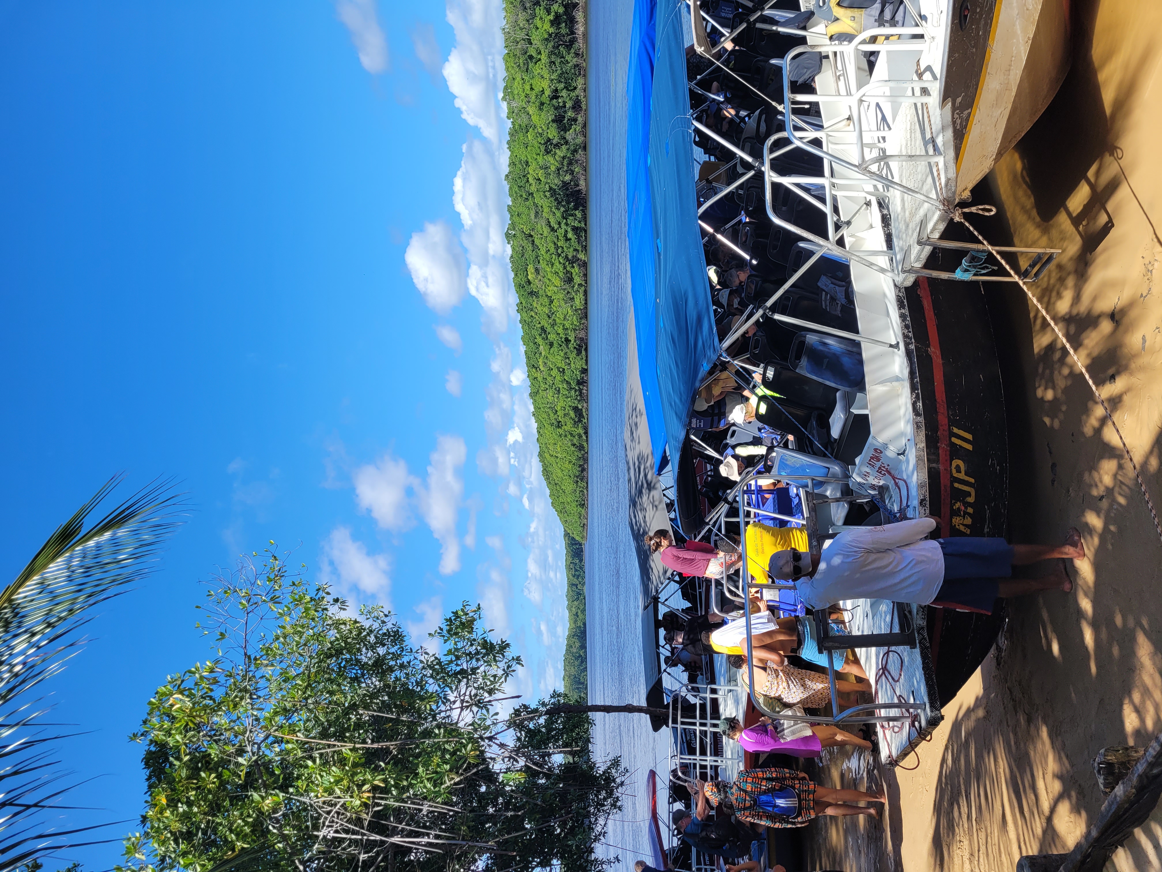 Passeio América de Barco